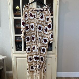 POL Crochet Open-Knit Long Cardigan in Cream, Tan & Burgundy